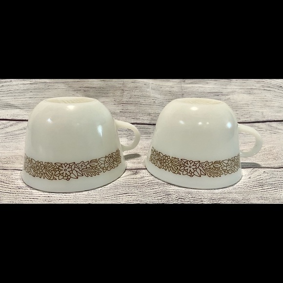 PYREX WOODLAND BROWN COFFEE TEA CUPS SET OF 2! - Picture 6 of 14